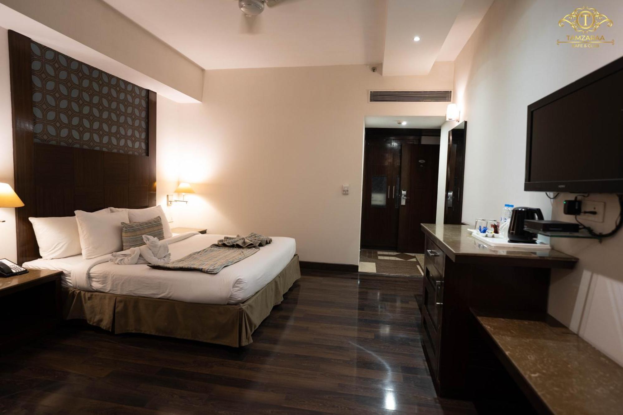 Best Western Maryland Zirakpur Exterior photo