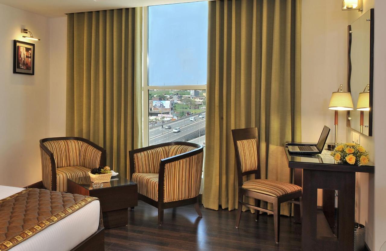 Best Western Maryland Zirakpur Room photo